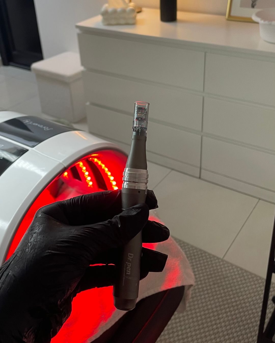 CURE : Soin Needling + LED Thérapie image